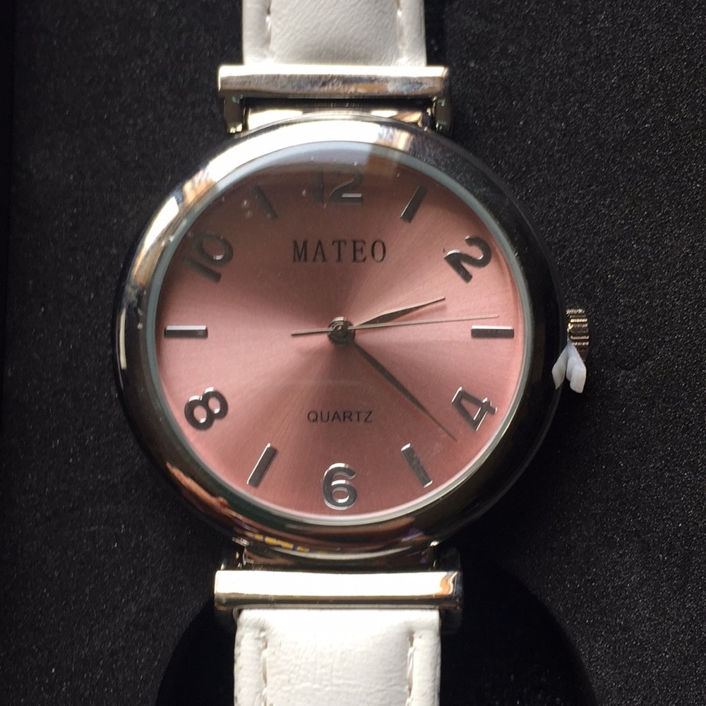 Mateo rose gold ladies watch. NEW!